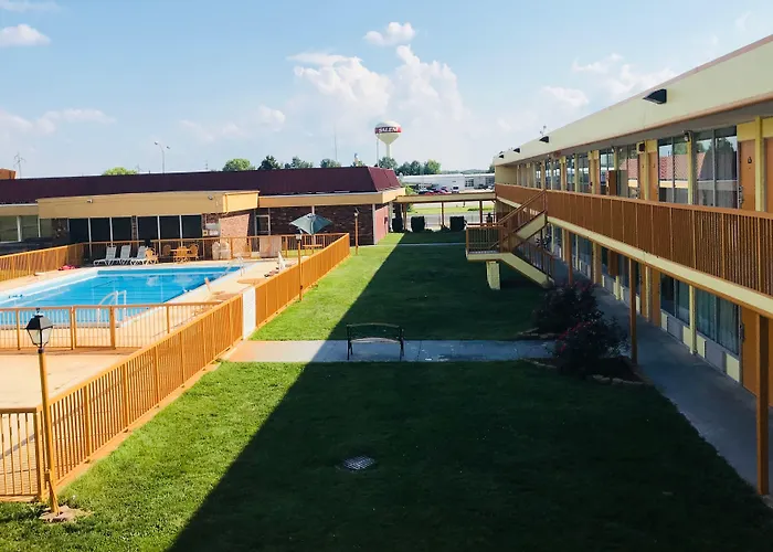 Days By Wyndham Salem, Il Motel 2*