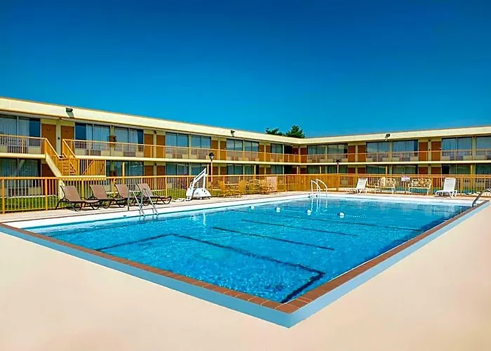 Days By Wyndham Salem, Il 2* Salem